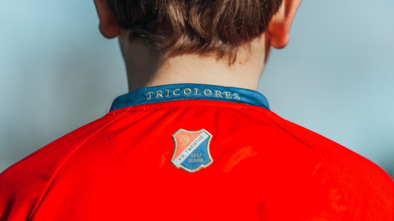 27 augustus uitgifte teamtassen