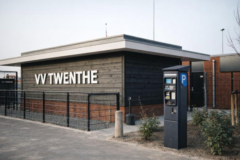 Betaald parkeren bij v.v. Twenthe