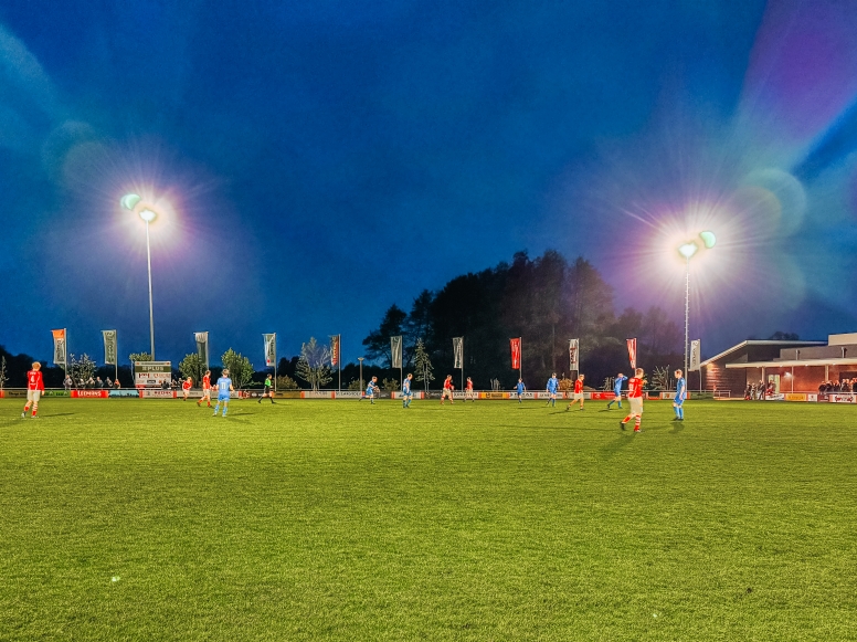 1e elftal speelt gelijk op bezoek bij VV Manderveen