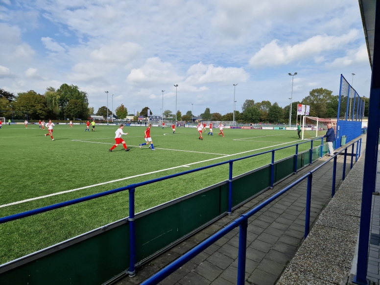 JO17-1 onderuit tegen La Premiere