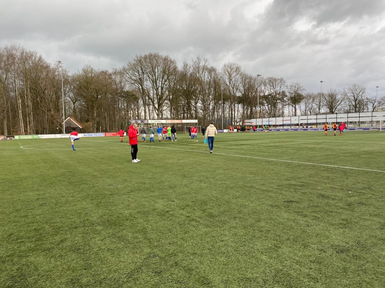 JO19-1 boekt zwaarbevochten zege op Stevo