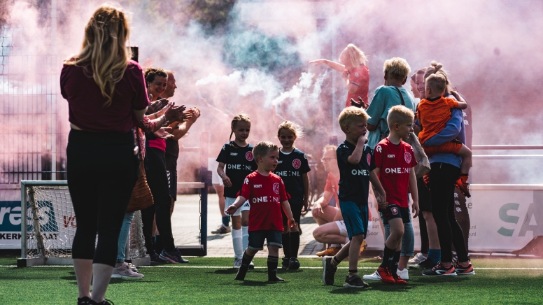 Mini`s familietraining groot succes