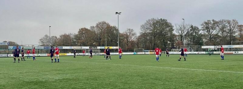 Twenthe I thuis tegen Unisson, hofderby`s 7e en 8e