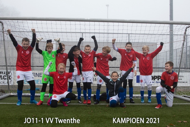 Twenthe JO11-1 ongeslagen kampioen