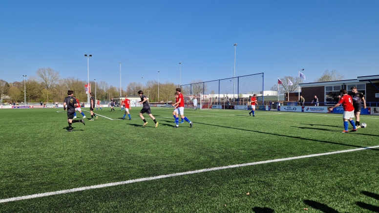 Twenthe overklast AD en wint ruim