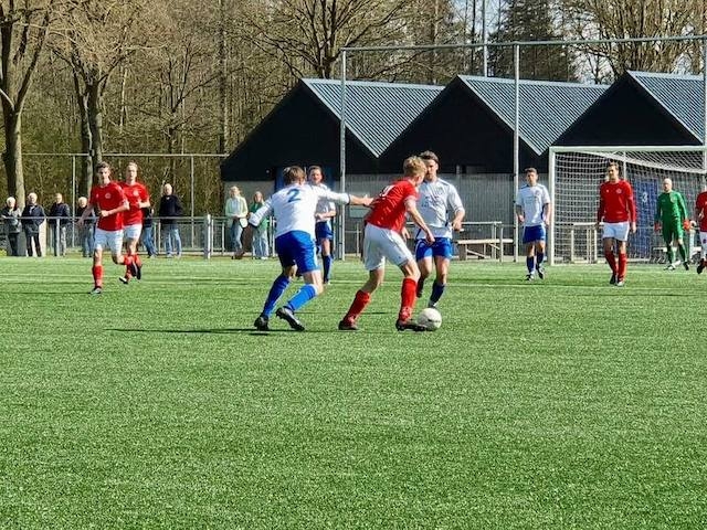 Twenthe verliest in laatste minuut van Diepenheim