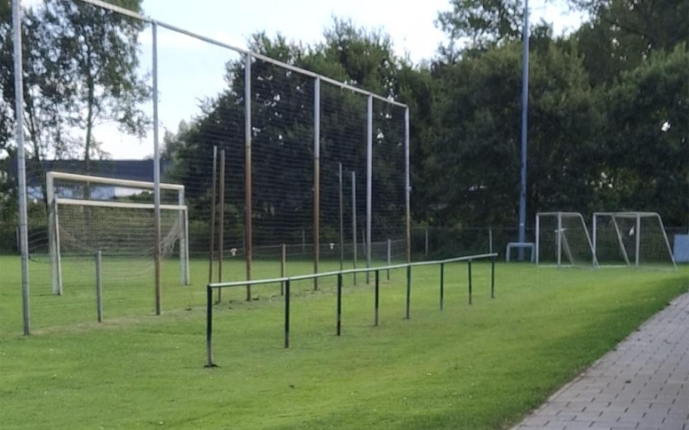 UPDATE: werkzaamheden gestart, fietsenstalling naast veld 3