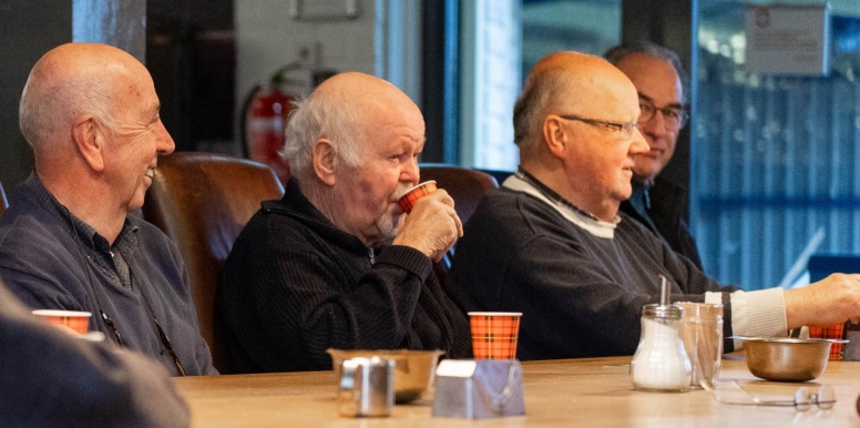 Vrijdagploeg zoekt versterking